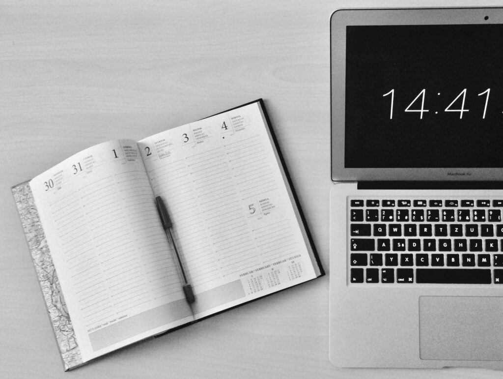 How to start a blog business from home